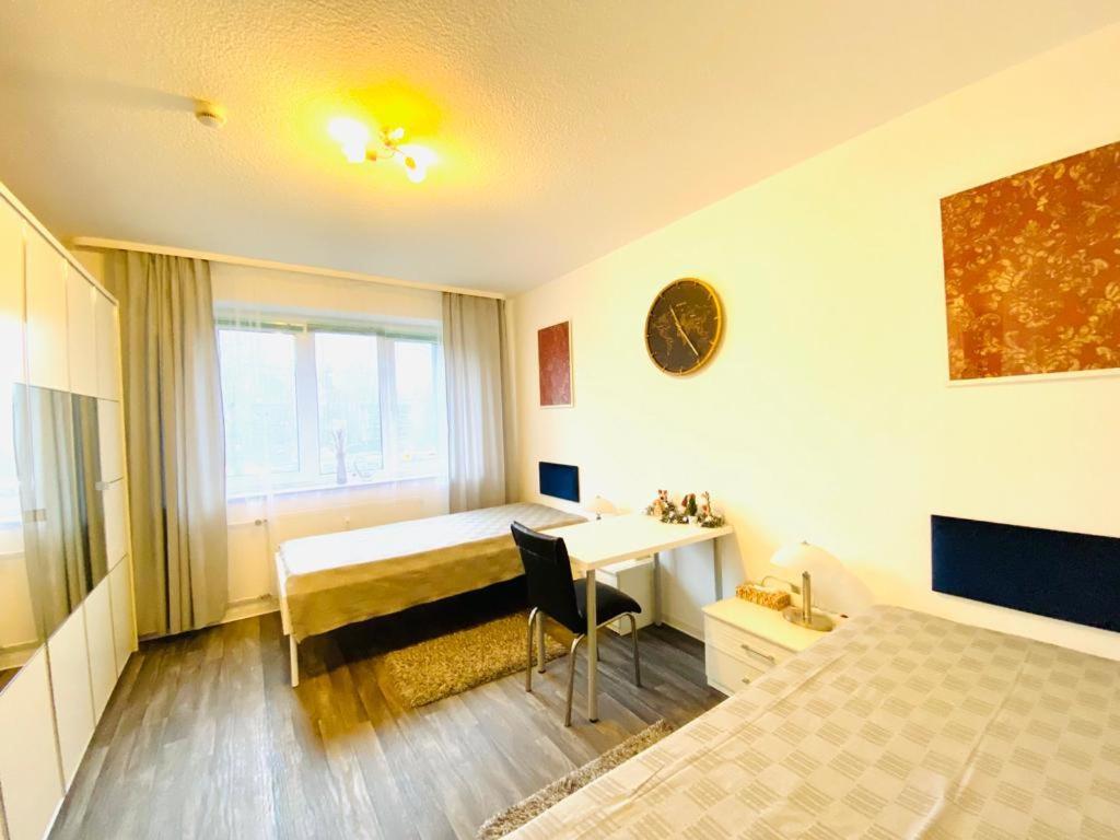 Hannovermesseapartment 2 Bedroom, Balcony With Garden View * Hannover